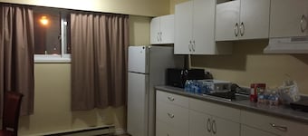 Fully Furnished Renovated rooms