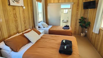 Comfort Cabin, Multiple Beds | Bathroom