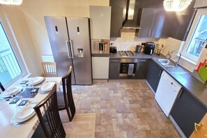 Microwave, oven, stovetop, dishwasher