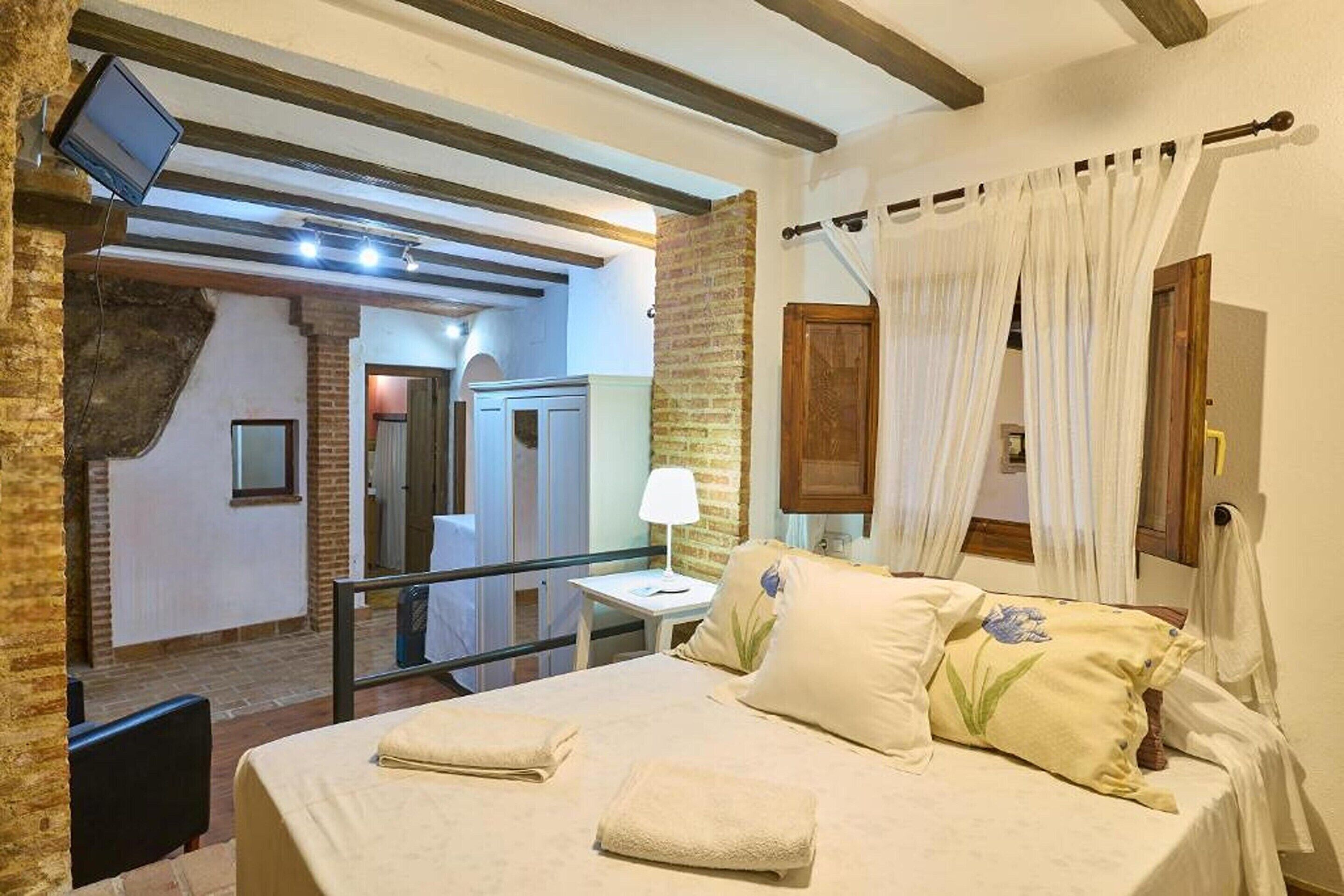 1 bedroom, iron/ironing board