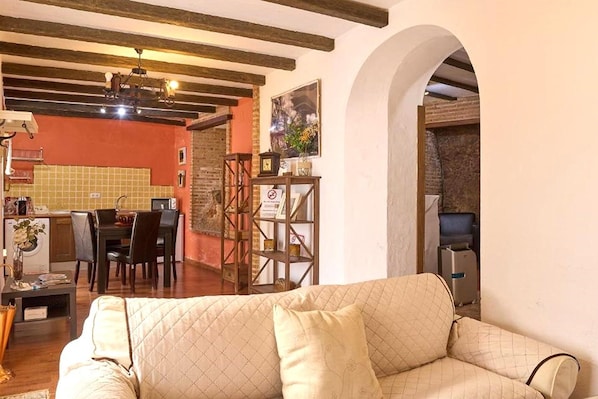 House | Living room