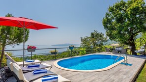 Pool - Apartman Lori - Opatija by Villas Guide (Icici)