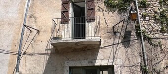 Charming village house in the heart of saillans. Ideal for families