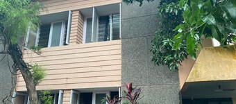 Bright and Breezy 2 Bedroom First Floor Home