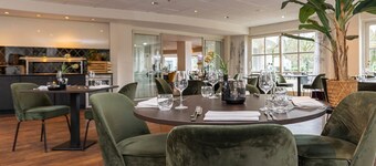 Doorwerth Hotel-Style Stay in Nature Near Arnhem & Hiking Trails - 3 Units