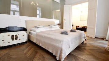 2 Schlafzimmer, Schreibtisch, Bügeleisen/Bügelbrett, kostenloses WLAN