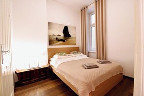 1 Schlafzimmer, Schreibtisch, Bügeleisen/Bügelbrett, kostenloses WLAN