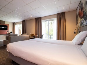 2 quartos, Wi-Fi de cortesia, roupa de cama