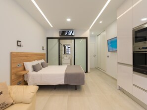 アパートメント | 1 室のベッドルーム、ノートパソコン用作業スペース、アイロン / アイロン台