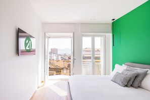 Zimmersafe, Bügeleisen/Bügelbrett, Reisekinderbett, kostenloses WLAN