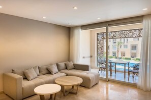 Living area - Xuru Stays I Homestyle 3BR Penthouse Pool & Beach View (El Gouna)