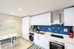 Homestyle & Summery 1BDR@ Mangroovy | Free Beach Pool (M8-2A-01) | Private kitchen | Fridge, microwave, oven, stovetop