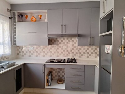 New, modern, airy 3 bed Home,Monavale Strathaven
