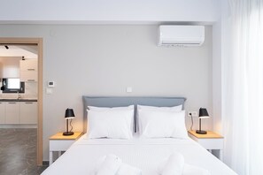 Fer et planche à repasser, Wi-Fi gratuit, draps fournis