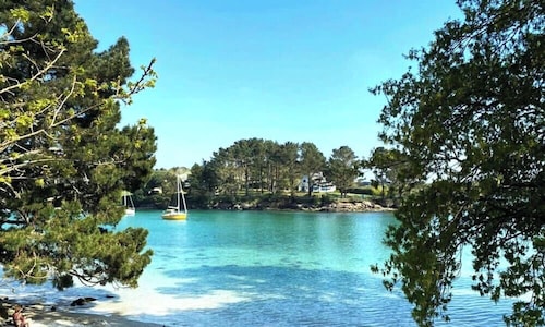 –Mery– Maison familiale les pieds dans l’eau