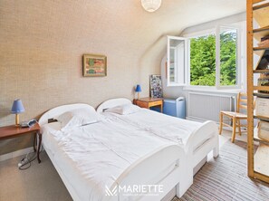 4 bedrooms, free WiFi