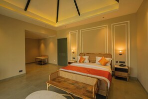 Desk, laptop workspace, free WiFi, bed sheets - One Earth A Leopard Park Jawai (Bali)