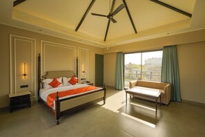 Deluxe Double Room, Balcony