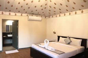 Classic Room, Garden View