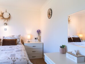 3 bedrooms, Internet