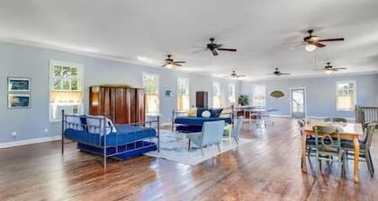 The Old Opera House Loft overlooks Downtown Breaux Bridge, sleeps 6