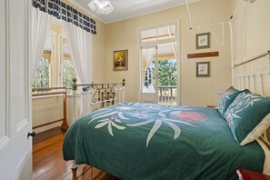 3 bedrooms, iron/ironing board