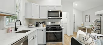 Beacons' Nest – Valpo U, Downtown & Dunes