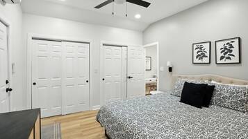 1 bedroom, desk, iron/ironing board, free WiFi