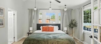 Campus To Dunes Escape | 2 King Beds | Game Area + Fire Pit + Deck Lounge