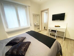 1 bedroom, free WiFi, bed sheets