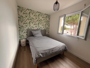 6 chambres, Wi-Fi gratuit, draps fournis