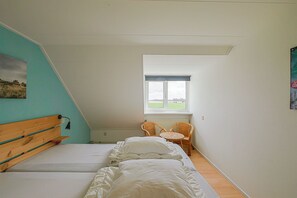 6 bedrooms, WiFi