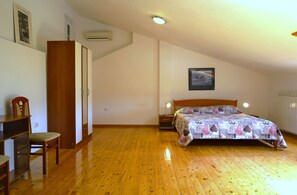 3 chambres, Wi-Fi gratuit, draps fournis