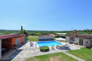 Udendørs pool