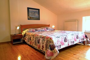 3 habitaciones, wifi gratis y ropa de cama 