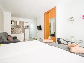 House | 1 bedroom, individually furnished, iron/ironing board - Charming Beachfront Holiday Home With Stunning Views (Las Palmas de Gran Canaria)