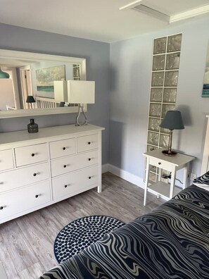 1 dormitorio, cuna de viaje, wifi gratis y ropa de cama