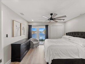 2 室のベッドルーム、アイロン / アイロン台、WiFi、ベッドシーツ