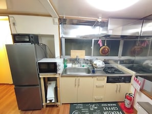 Yhden hengen comfort-huone | Yksityinen keittiö