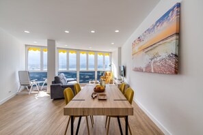 Dining - Sunset Views Over the sea By Canariasgetaway (Las Palmas de Gran Canaria)