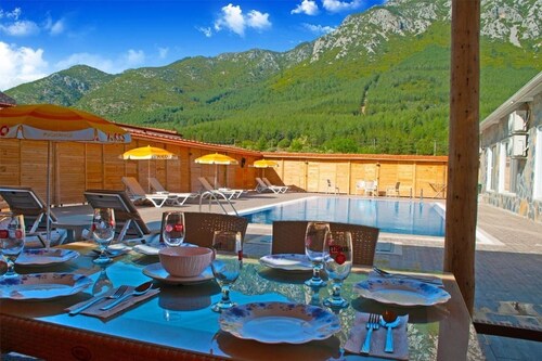 LUXURY VILLA FOR LARGE FAMILIES