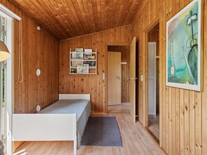 2 bedrooms