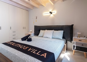 3 habitaciones, insonorización y tabla de planchar con plancha 