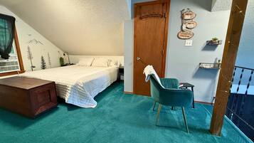 3 間睡房、熨斗/熨衫板、Wi-Fi (收費)、床單