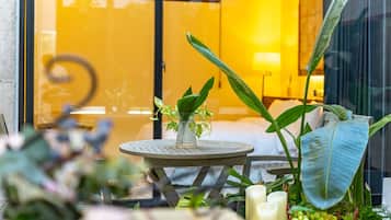 1 bedroom, in-room safe, free WiFi, bed sheets