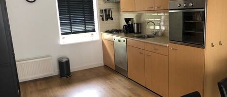 Microwave, oven, dishwasher