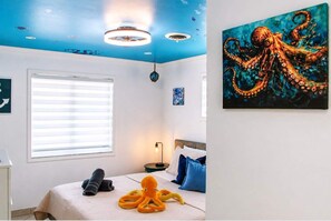 2 soverom, skrivebord, strykejern/-brett og wi-fi