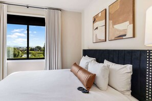 3 Schlafzimmer, Schreibtisch, Bügeleisen/Bügelbrett, WLAN