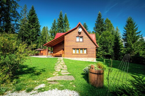 Wonderful 4-bedroom chalet in Oravice-Vitanová named Chata/Challet Bobík