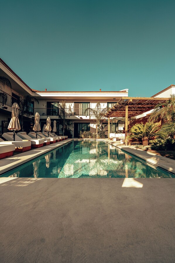 Seasonal outdoor pool